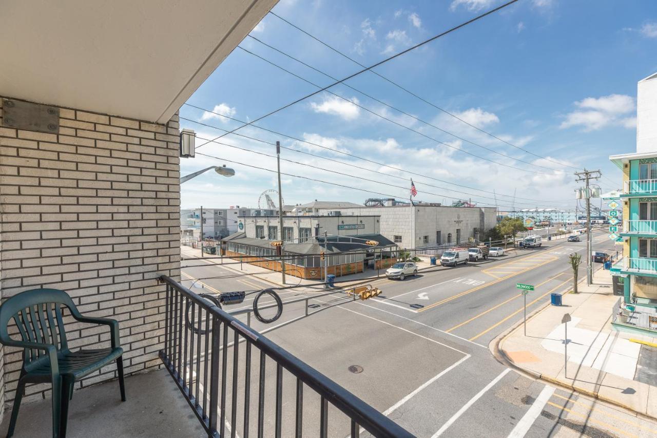 Premiere Motel Wildwood Exterior photo